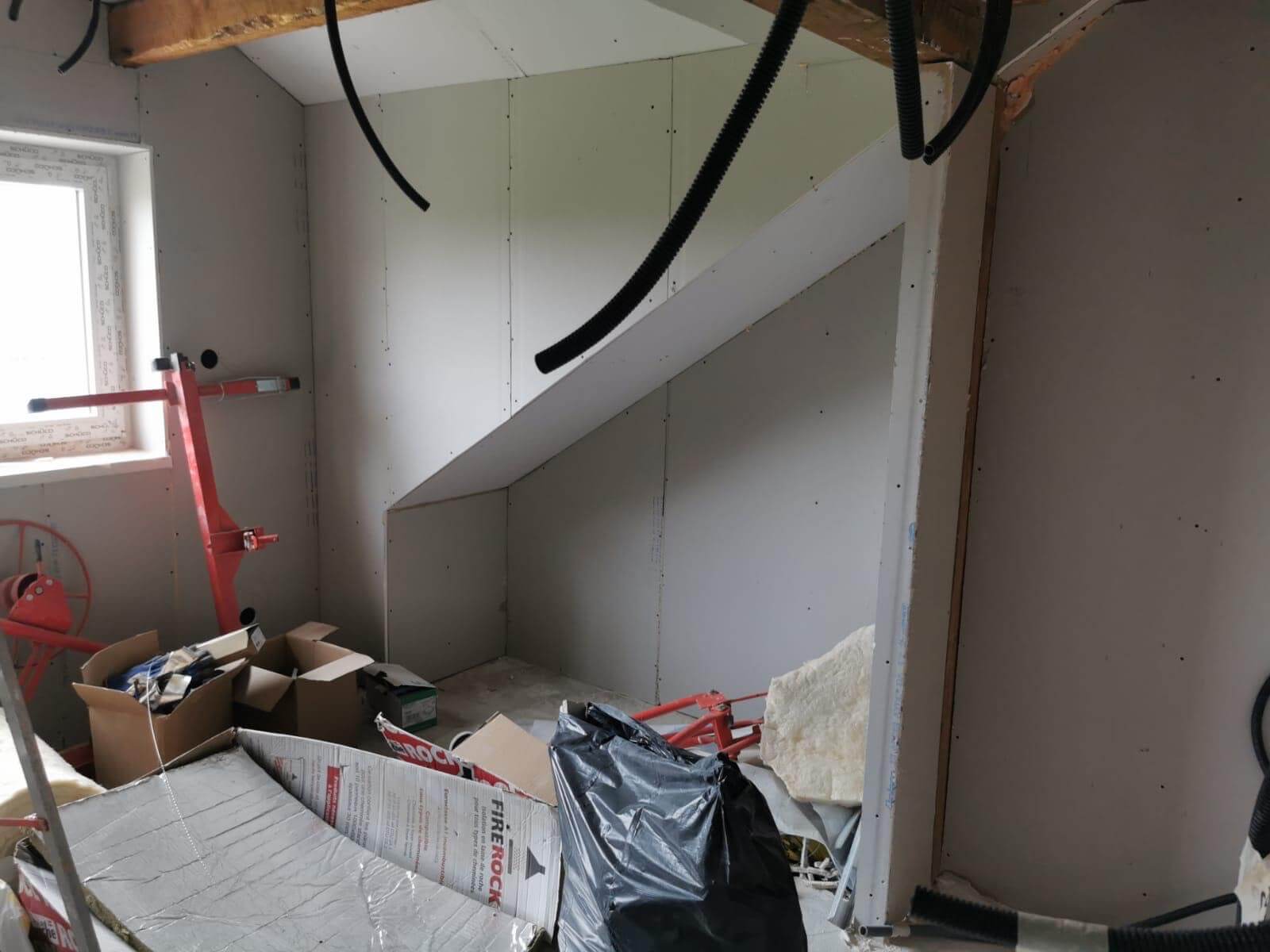 Réalisation plâtrerie • isolations • enduits - Photo 5